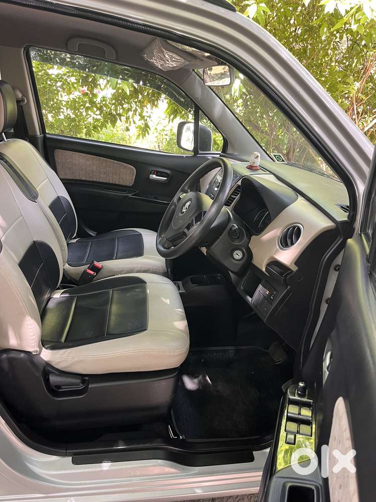 Maruti Suzuki Wagon R VXI AMT Opt 1.2, 2017, Petrol