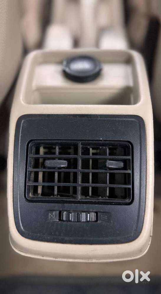 Maruti Suzuki Dzire Vxi Ags, 2022, Petrol