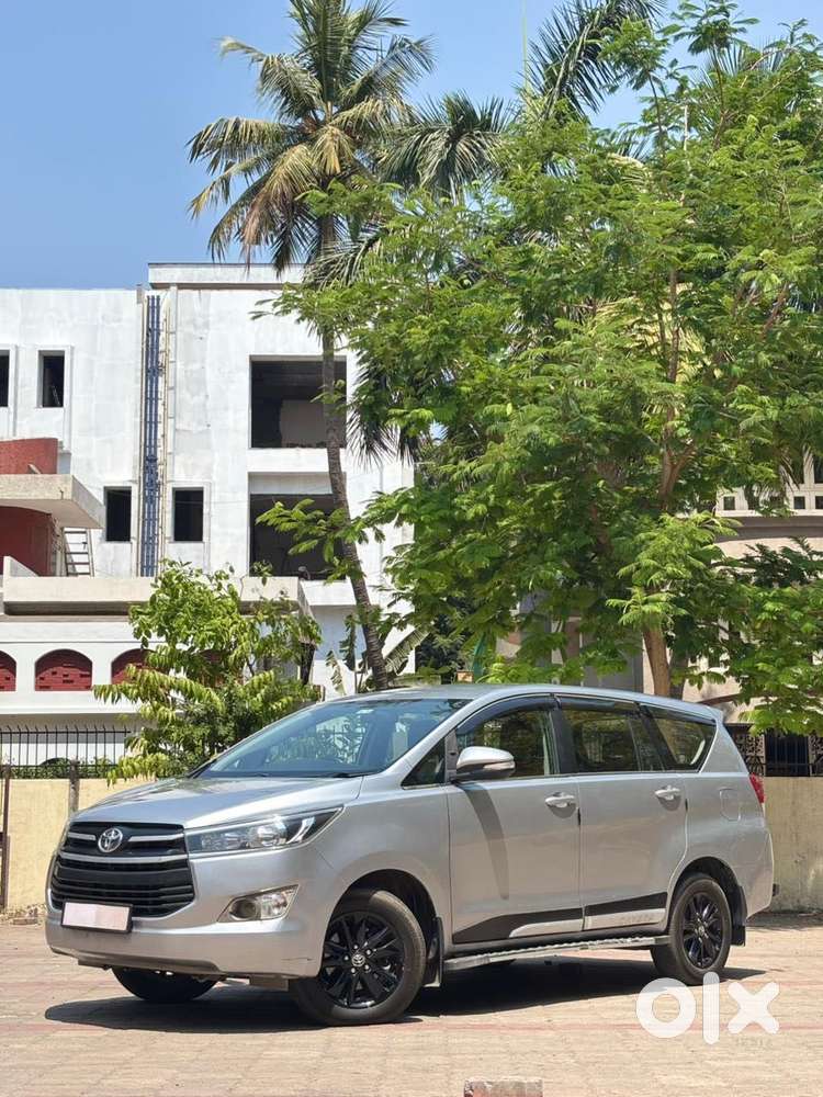 Toyota Innova Crysta 2.4 G Mt 8s, 2017, Diesel