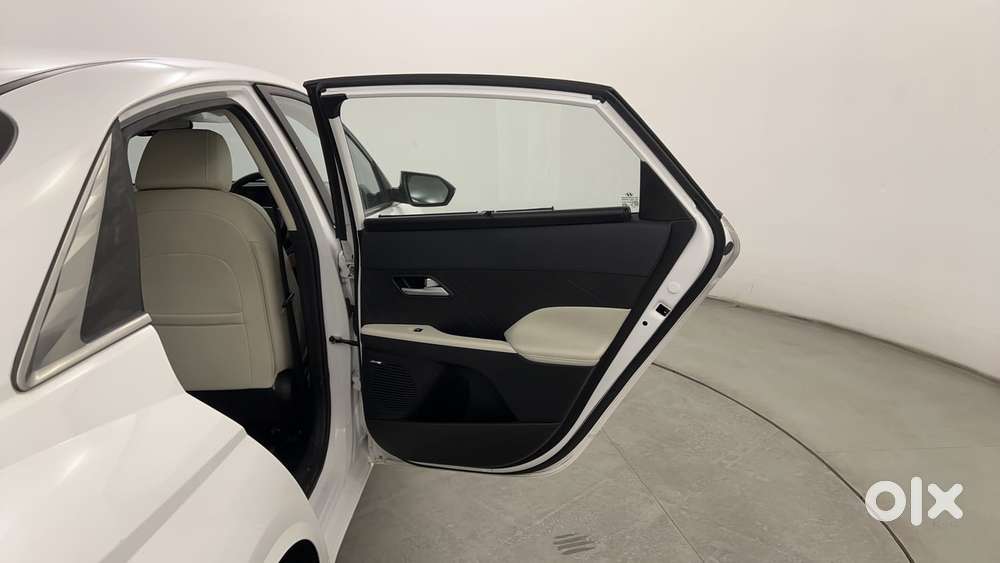 Hyundai Verna 1.5 Sx (o) Vtvt Ivt, 2023, Petrol