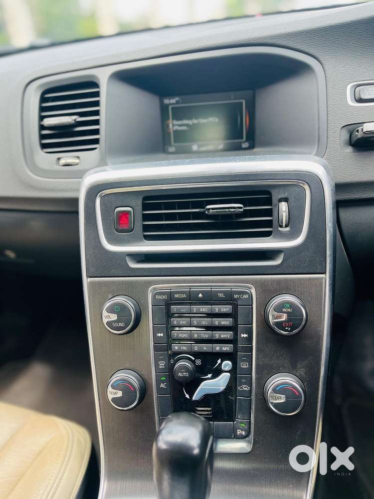 Volvo S60 Kinetic D3, 2012, Diesel