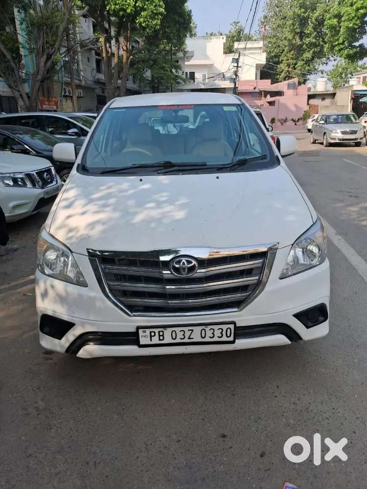 Toyota Innova Diesel 2012 Second Owner