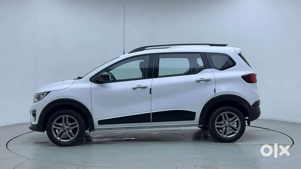 Renault Triber Rxz Easy-r Amt, 2023, Petrol