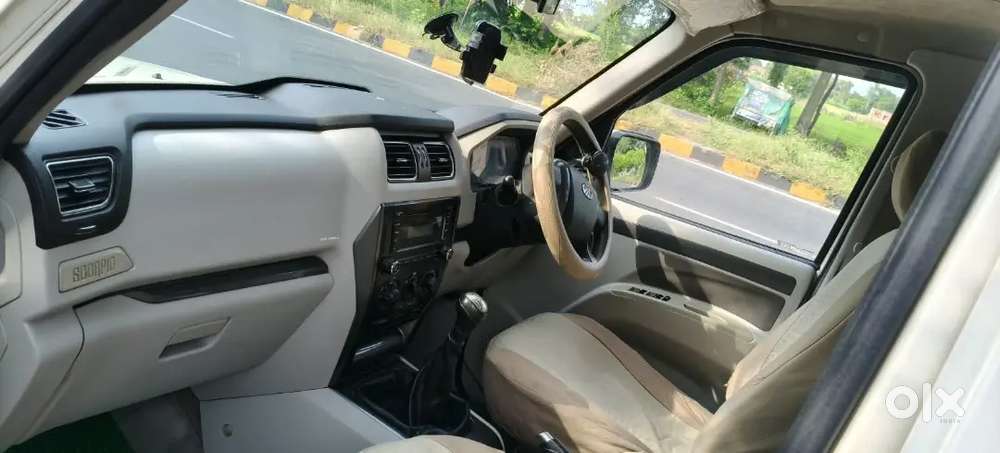 Mahindra Scorpio 2016 Deasal Manual