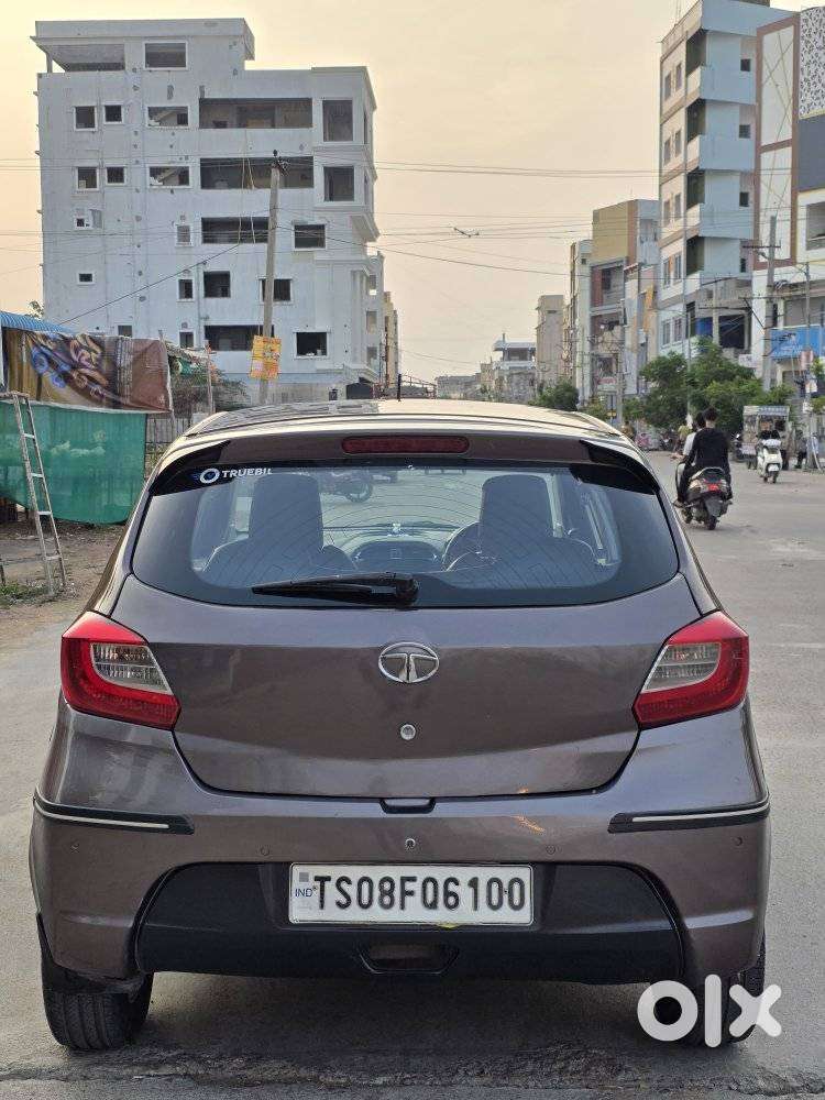 Tata Tiago Xz, 2017, Petrol