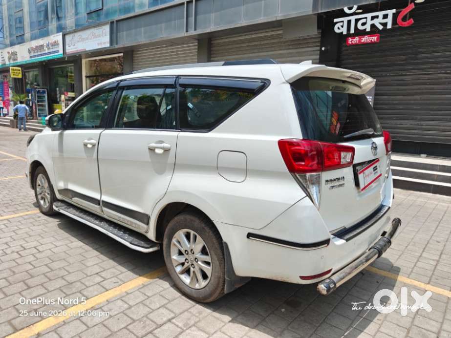 Toyota Innova Crysta 2.4 G Mt 8s, 2020, Diesel
