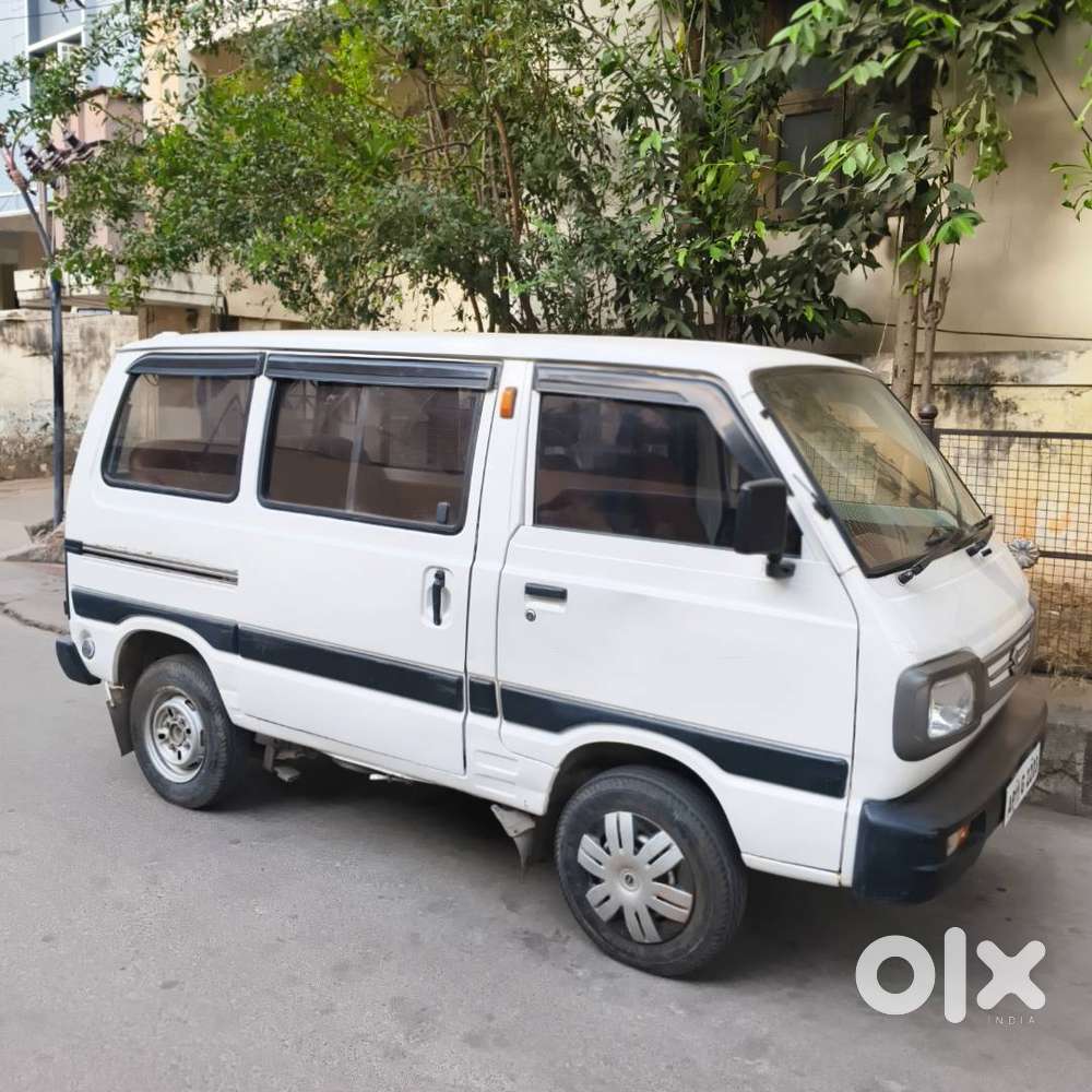 8 Seater Omni Van