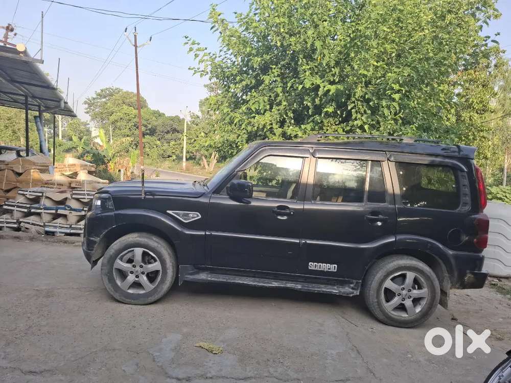 Mahindra Scorpio 2015 Diesel 169000 Km Driven