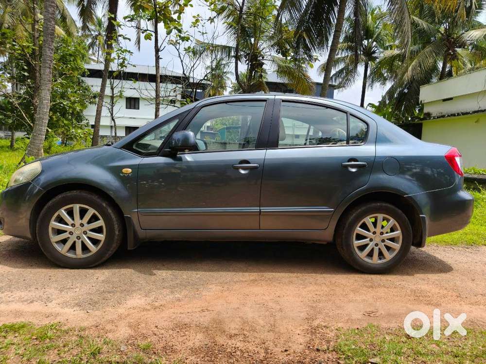 Maruti Suzuki Sx4 Zxi 1.6 Petrol | Single Owner | Accident-free