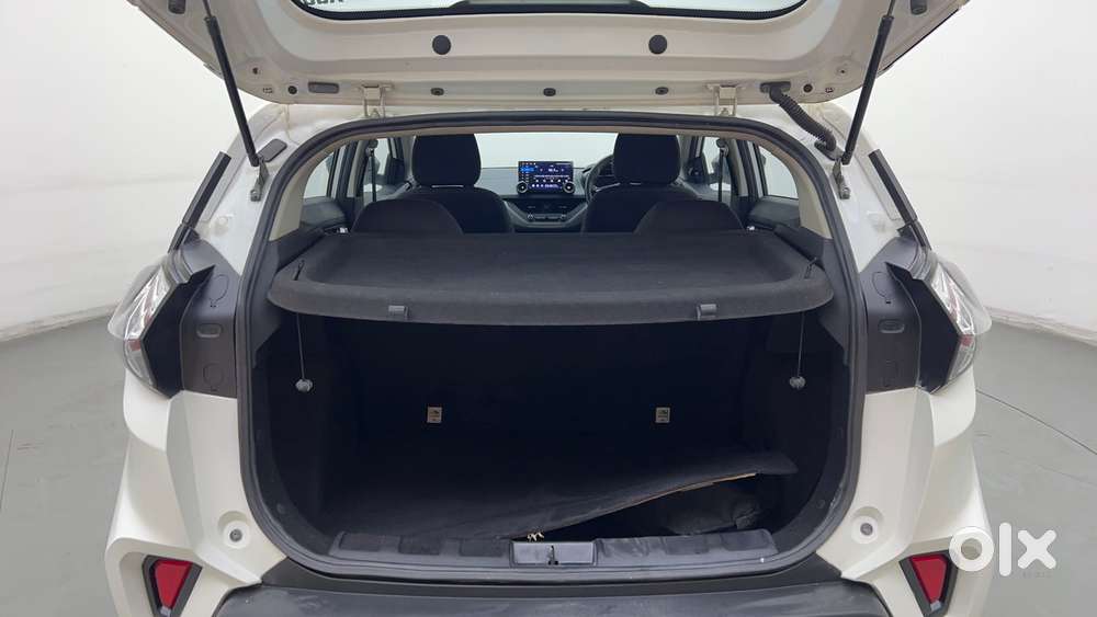 Tata Nexon 1.2 Revotron Xm (s), 2023, Petrol