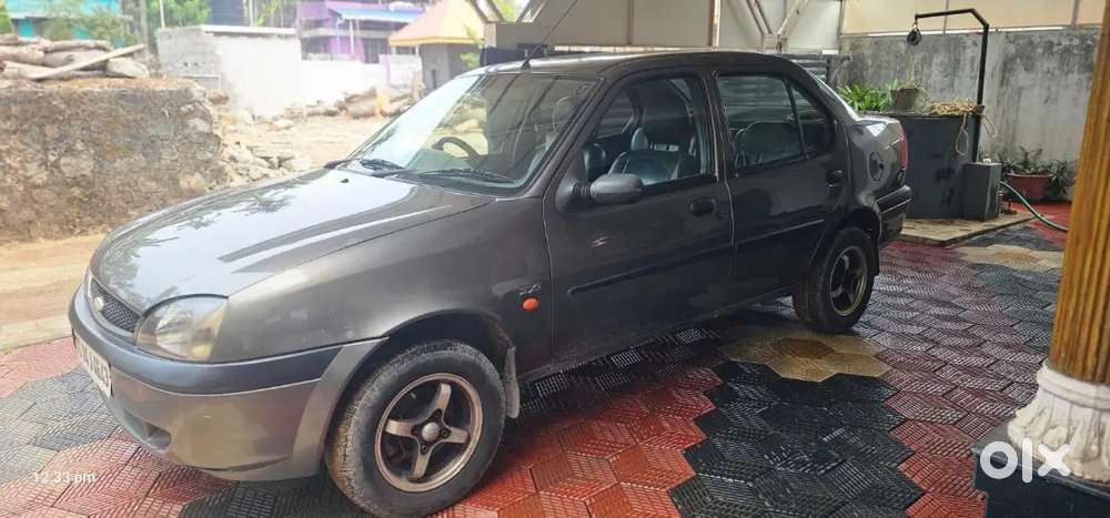 Ford Ikon Petrol 1.6zxi Manual 2001 Variant