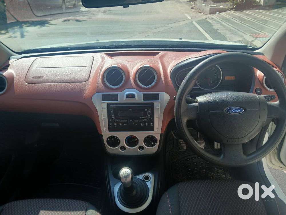 Ford Figo 2010-2012 Petrol Zxi, 2011, Petrol