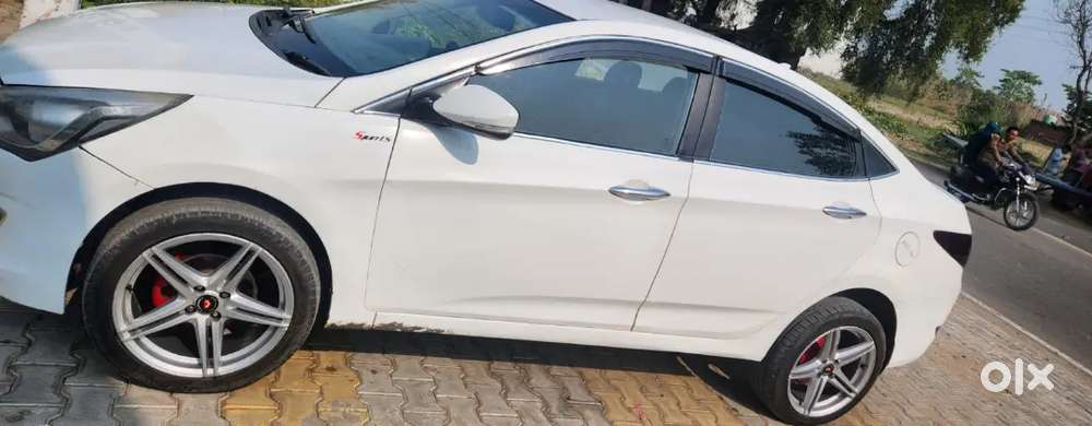 Hyundai Verna 2015 Cng & Hybrids 85000 Km Driven