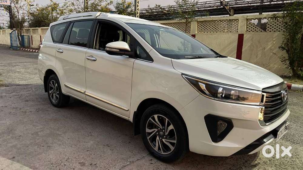 Toyota Innova Crysta [2020-ongoing] 2.4 Gx 7 Str, 2021, Diesel