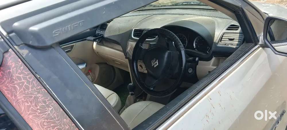 Maruti Suzuki Dzire 2016 Petrol 43300 Km Driven
