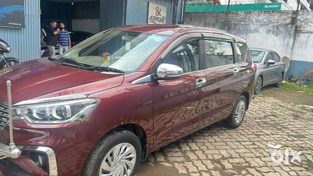 Maruti Suzuki Ertiga 2022-2023 Vxi Cng, 2022, Cng & Hybrids