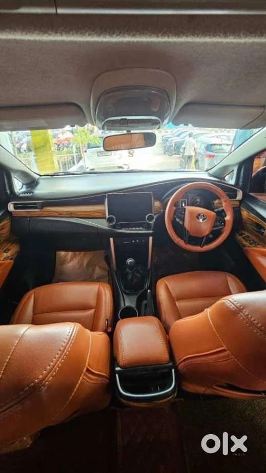 Toyota Innova Crysta 2.4zx Automatic, 2017, Diesel