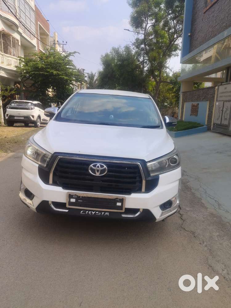 Toyota Innova Crysta 2.8 Z, 2016, Diesel