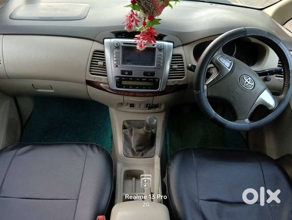 Toyota Innova 2.5 V 8 Str, 2014, Diesel
