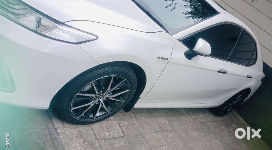 Toyota Camry Hybrid, 2024, Petrol