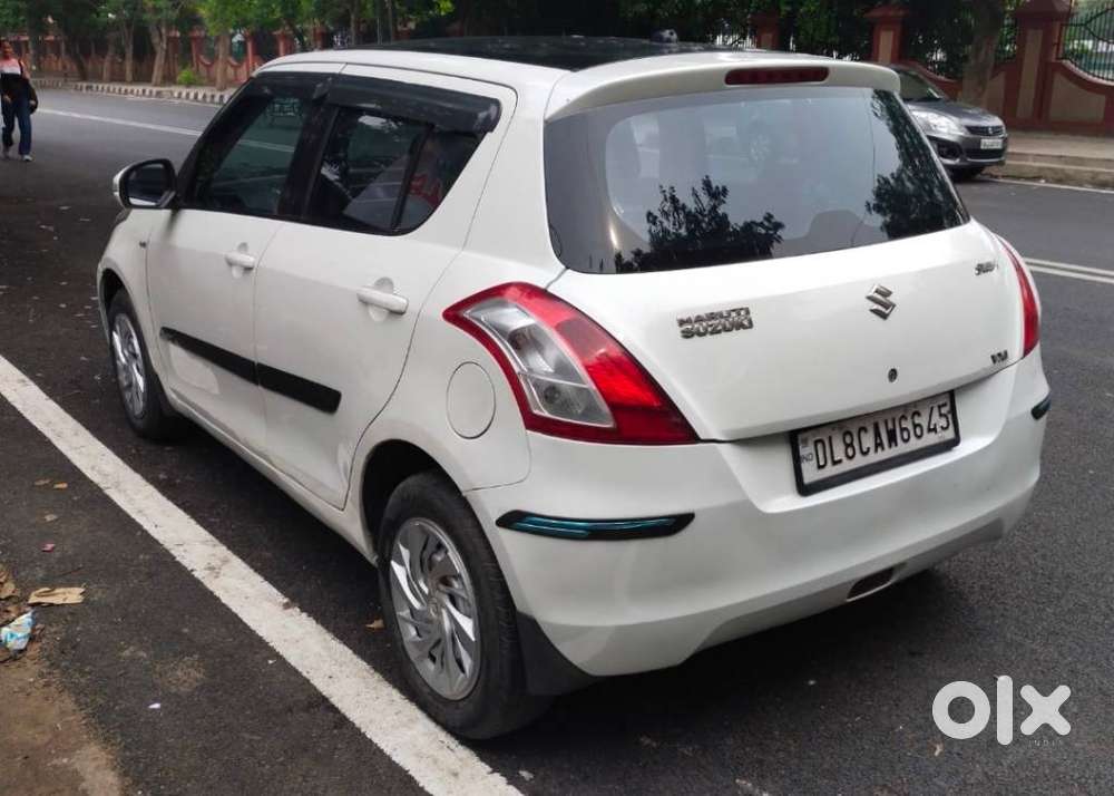 Maruti Suzuki Swift Vxi + Manual, 2013, Petrol