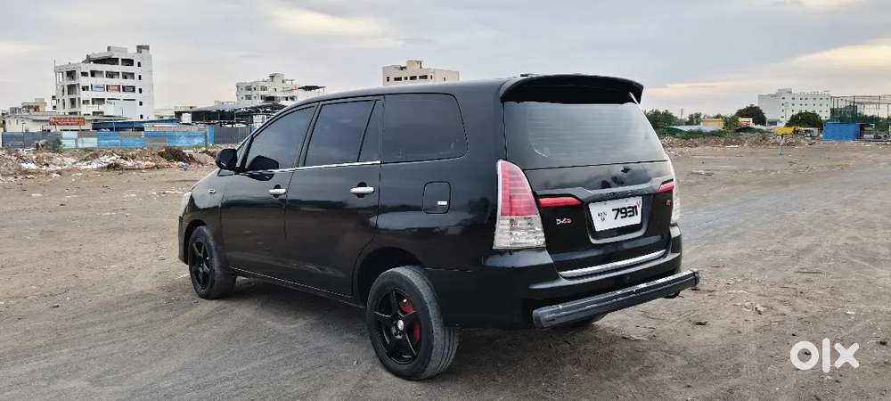 Toyota Innova 2.5 Diesel 2011 Full Modified Super Condion Hr Vehicle