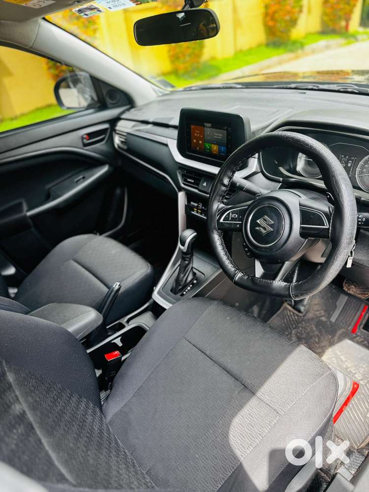 Maruti Suzuki Brezza 1.5 Vxi At Smart Hybrid, 2025, Petrol
