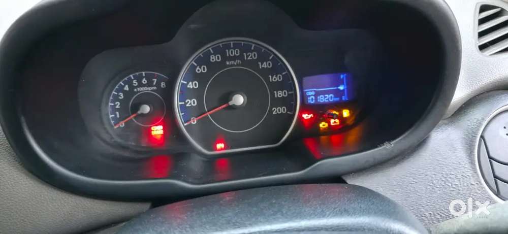 Hyundai I10 2011petrol Well Maintained