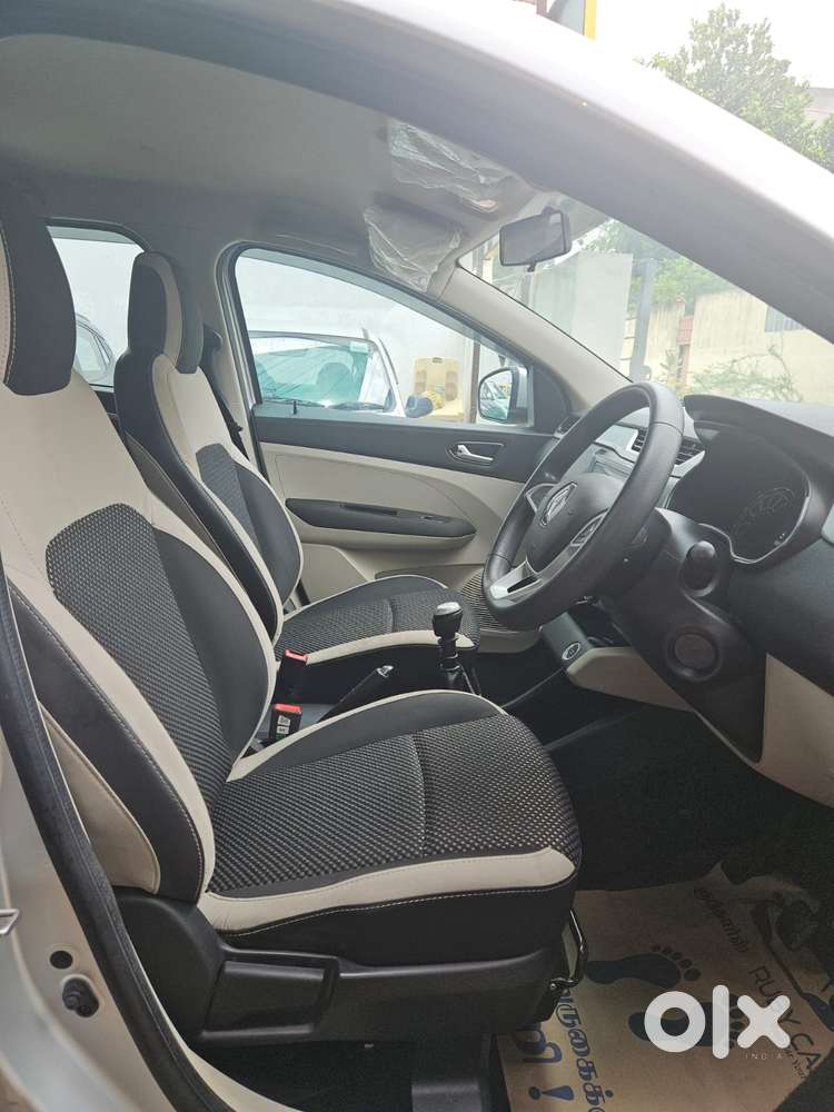Renault Triber Rxz, 2020, Petrol