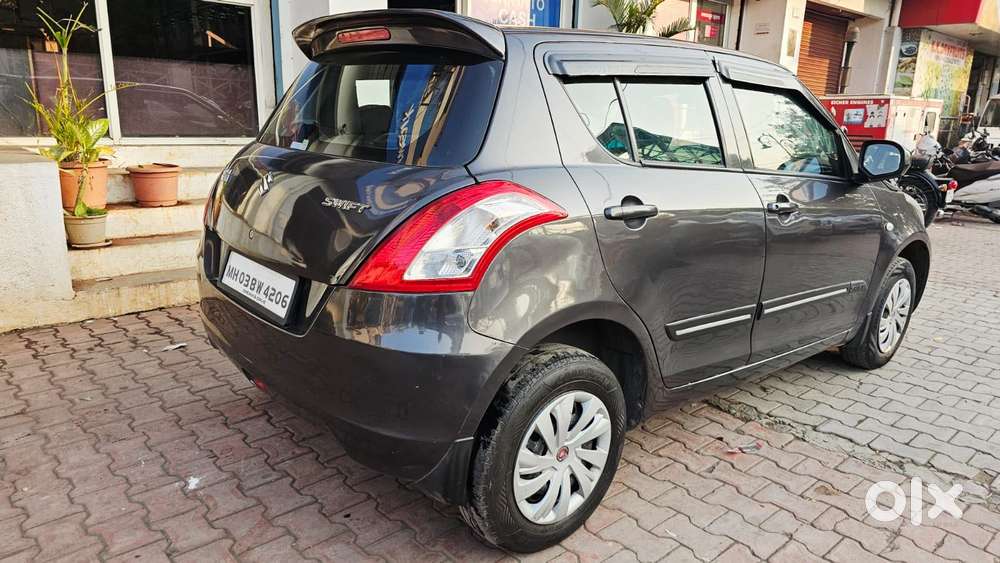 Maruti Suzuki Swift Lxi, 2015, Petrol