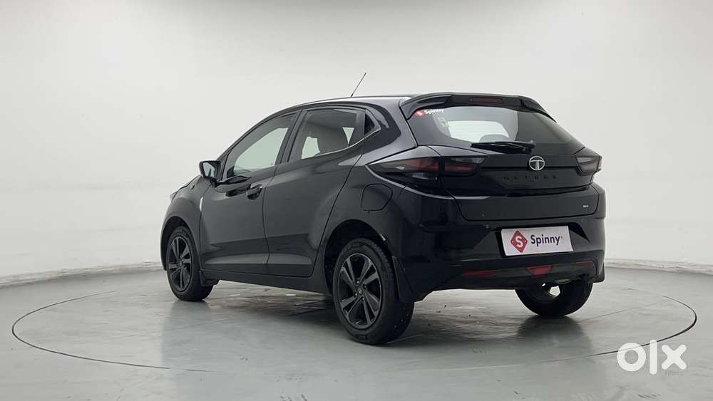 Tata Altroz 1.2 Xza Plus Dark Edition Dct, 2022, Petrol