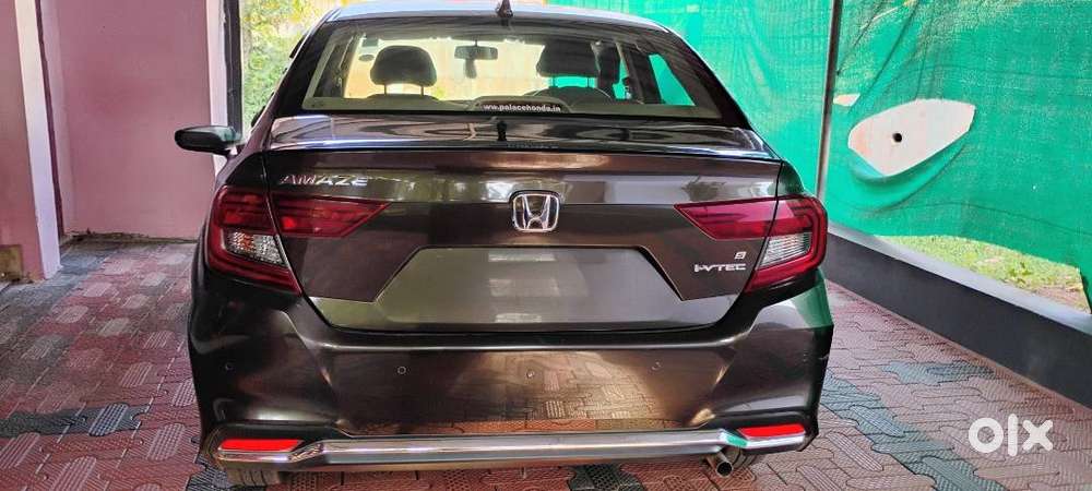 Honda Amaze Golden Brown Automatic Car, First Owner  In Good Condition