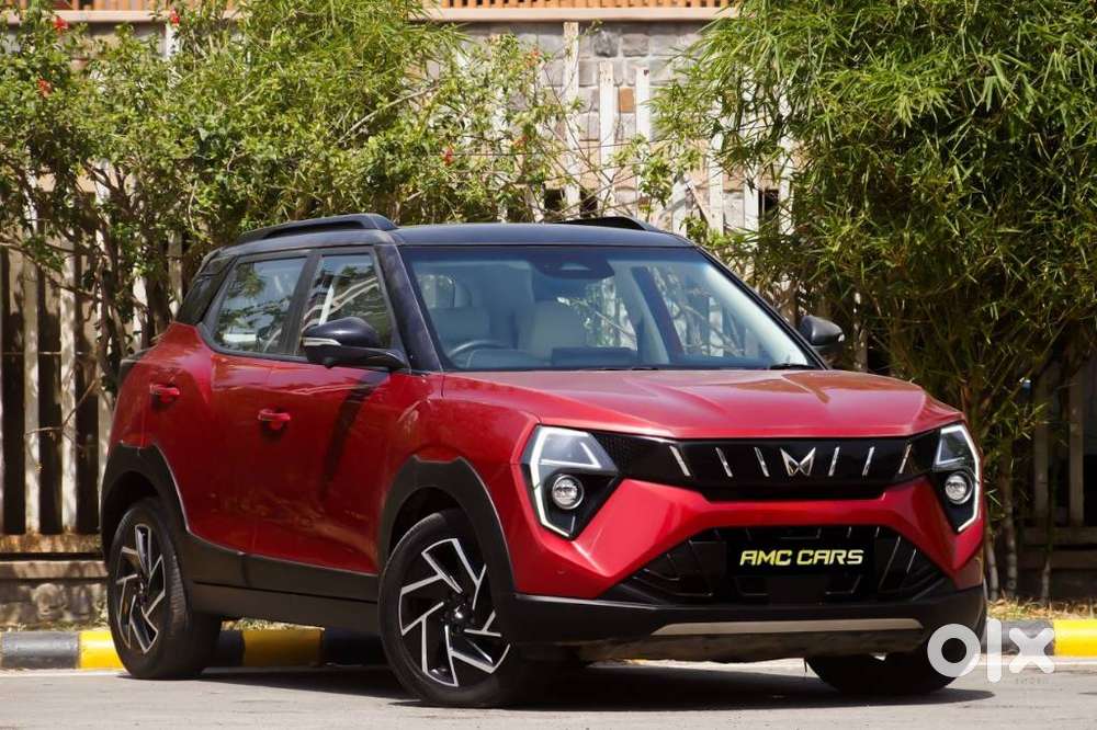 Mahindra Xuv 3xo Ax7l 1.2 Petrol At (pg), 2026, Petrol