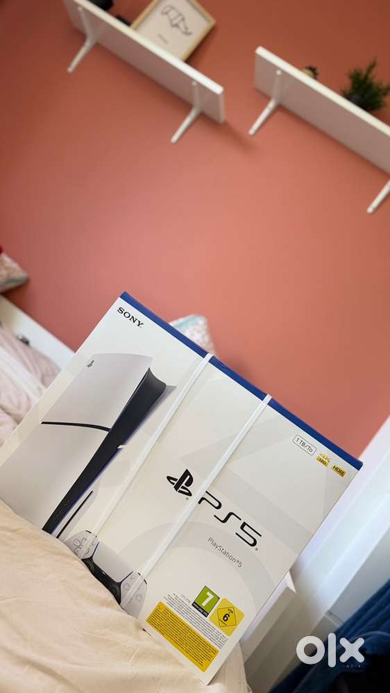 PS5 slim 1TB brand new condition