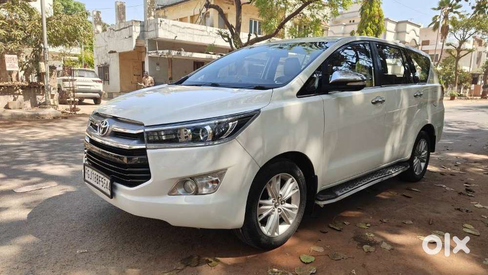 Toyota Innova Crysta 2.8z Automatic, 2007, Diesel