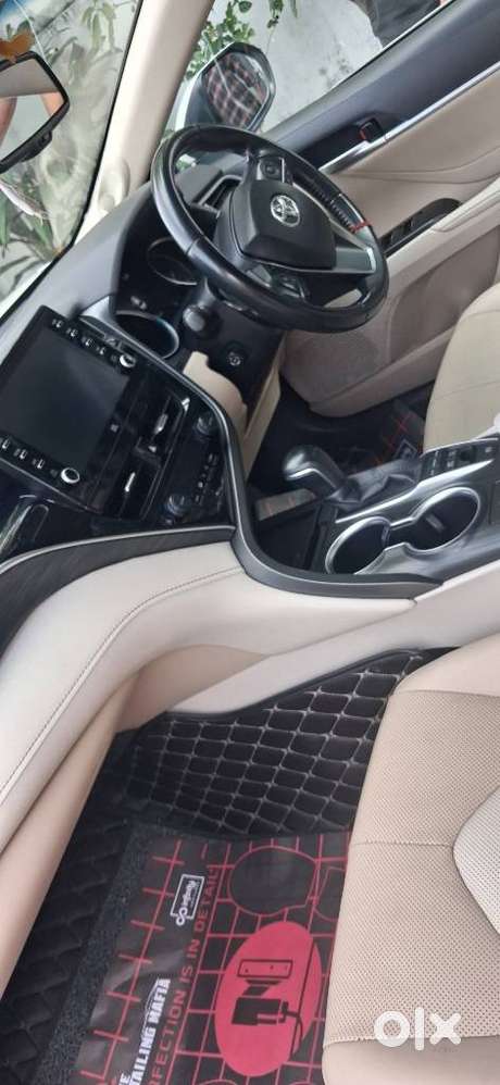 Toyota Camry Hybrid, 2023, Petrol