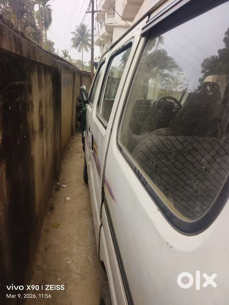 Maruti Suzuki Eeco 2010 Petrol 132000 Km Driven