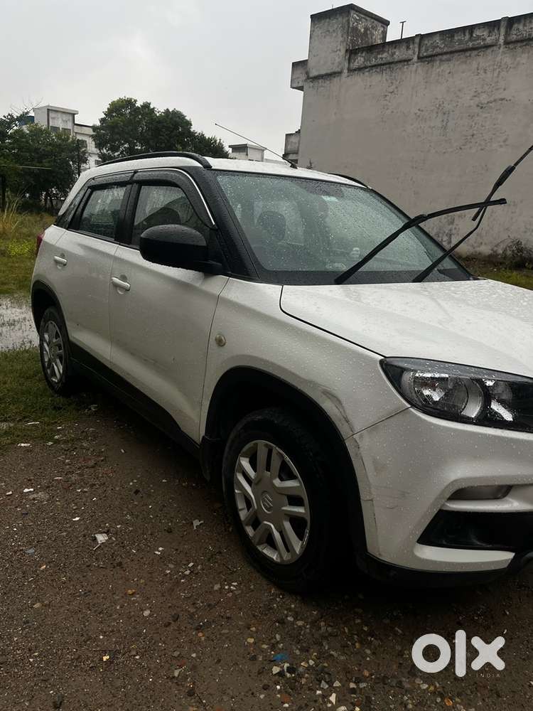 Maruti Suzuki Brezza Diesel Well Maintained Home To Office To Home