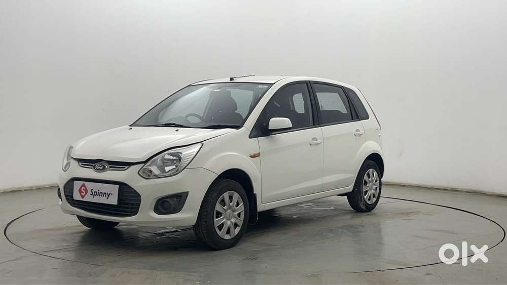 Ford Figo 2010-2012 Petrol Zxi, 2015, Petrol
