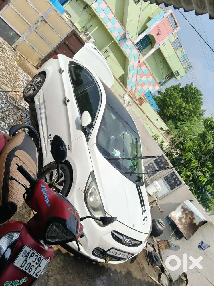 Hyundai Verna Crdi Sx 2015