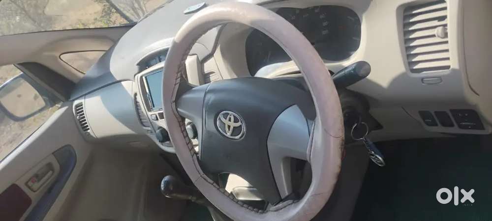 Toyota Innova Hycross 2012 Diesel Car