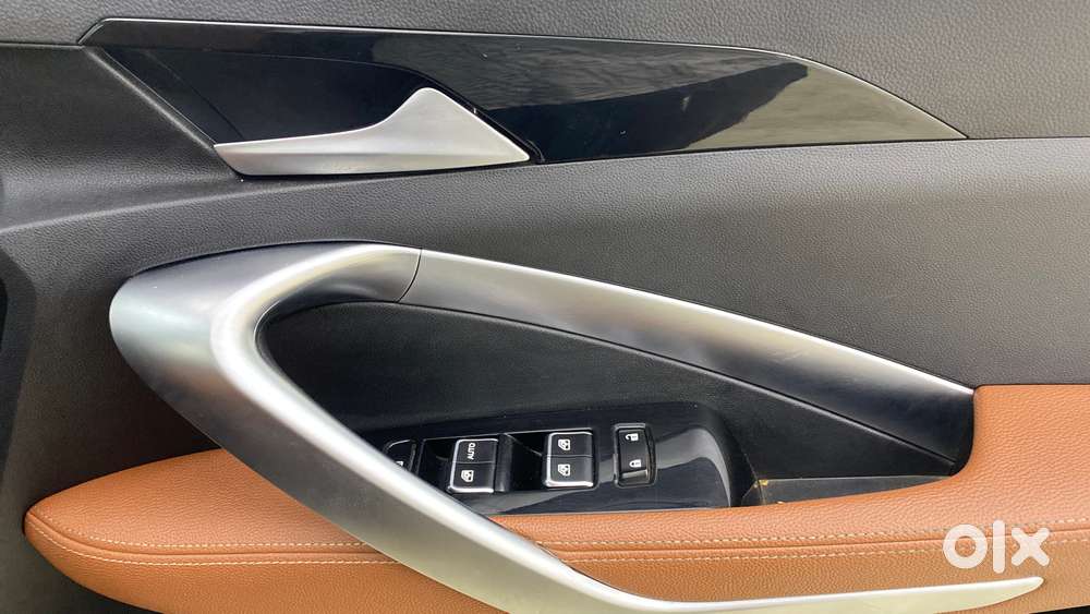 Mg Hector Plus 1.5 Sharp Dct, 2020, Petrol