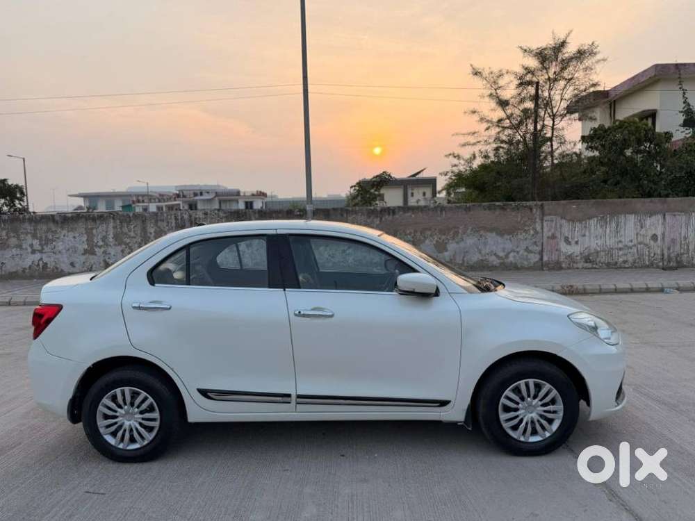 Maruti Suzuki Dzire 1.2 Vxi, 2021, Petrol