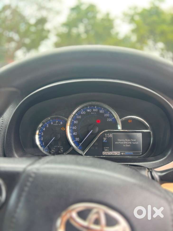 Toyota Yaris V, 2019, Petrol