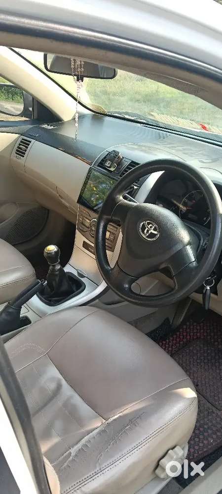Corolla Altis