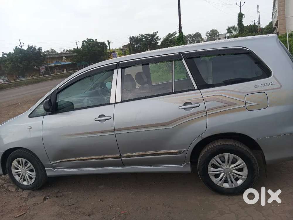 Toyota Innova 2016 Diesel Car