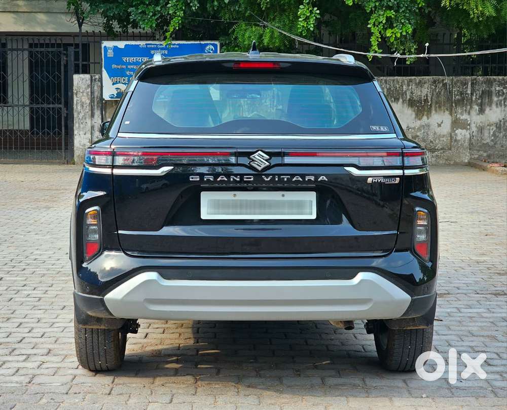 Maruti Suzuki Grand Vitara 1.5 Zeta Plus Intelligent Hybrid Ecvt, 20..