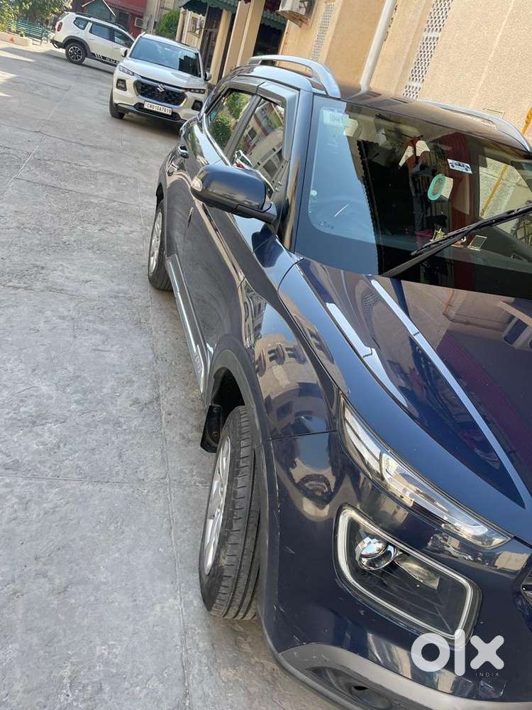 Hyundai Petrol Manual 2021