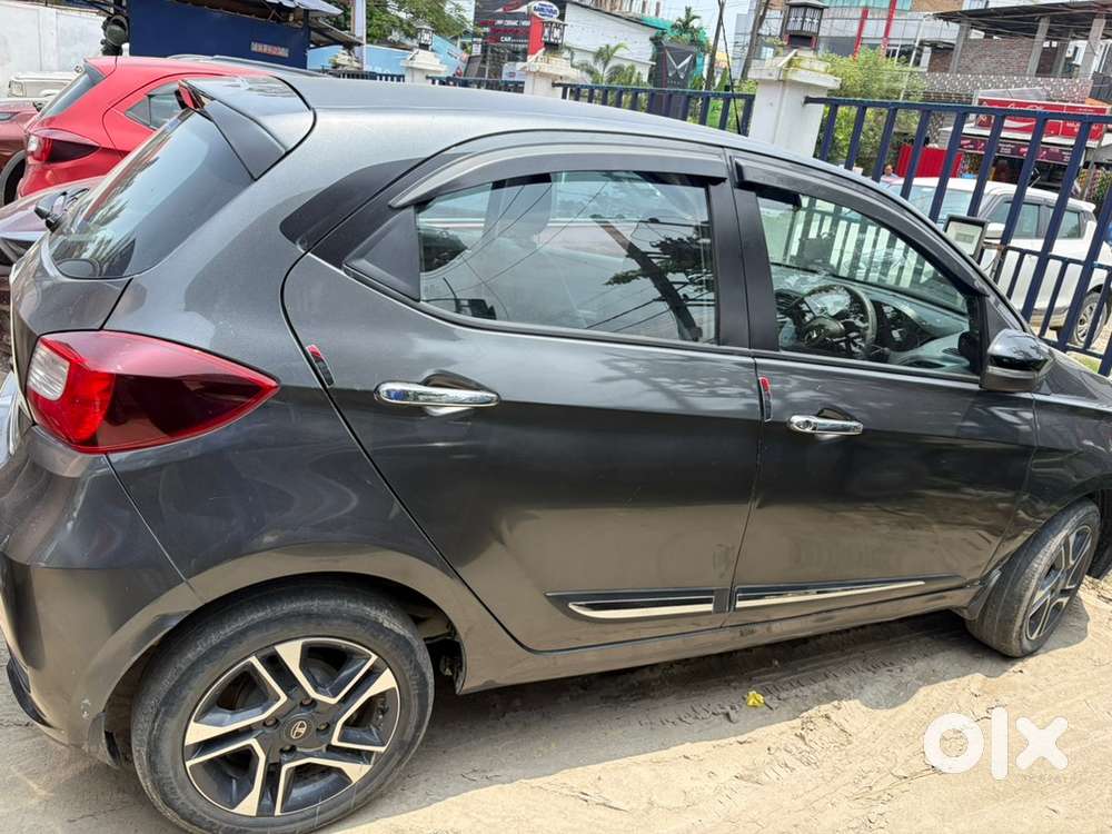 Tata Tiago Petrol 2022 Year