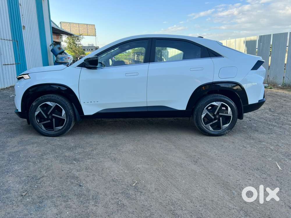 Tata Curvv Diesel 2025 Amt